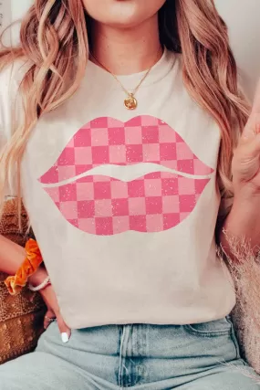 Checkered Lips Graphic Tshirt